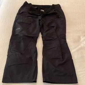 The NorthFace Men,s used snowboard/ski pants, black, XL.